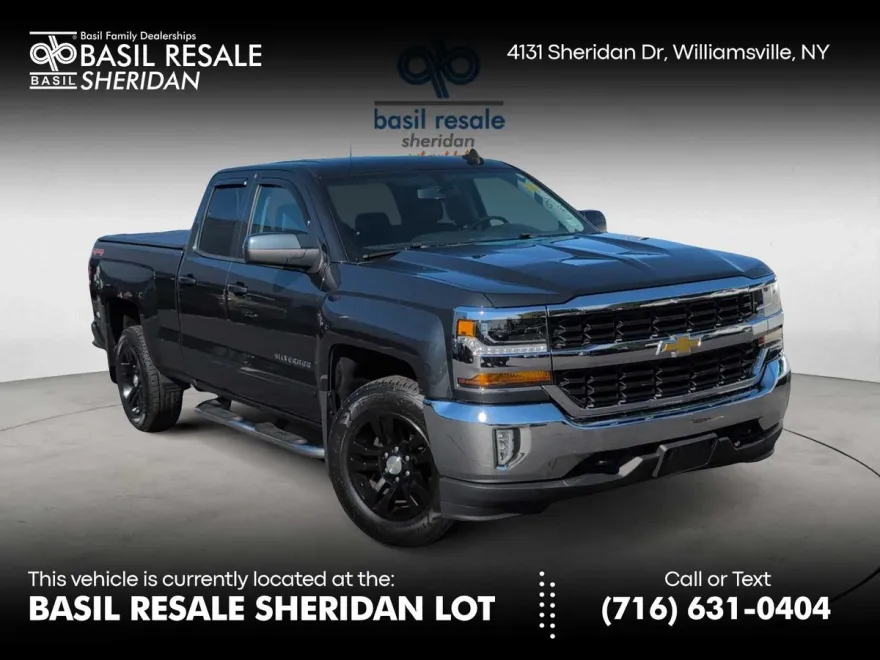 2017 Chevrolet Silverado 1500 LT photo 1