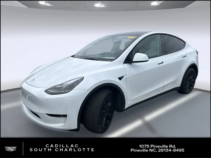 2023 Tesla Model Y Long Range photo 1