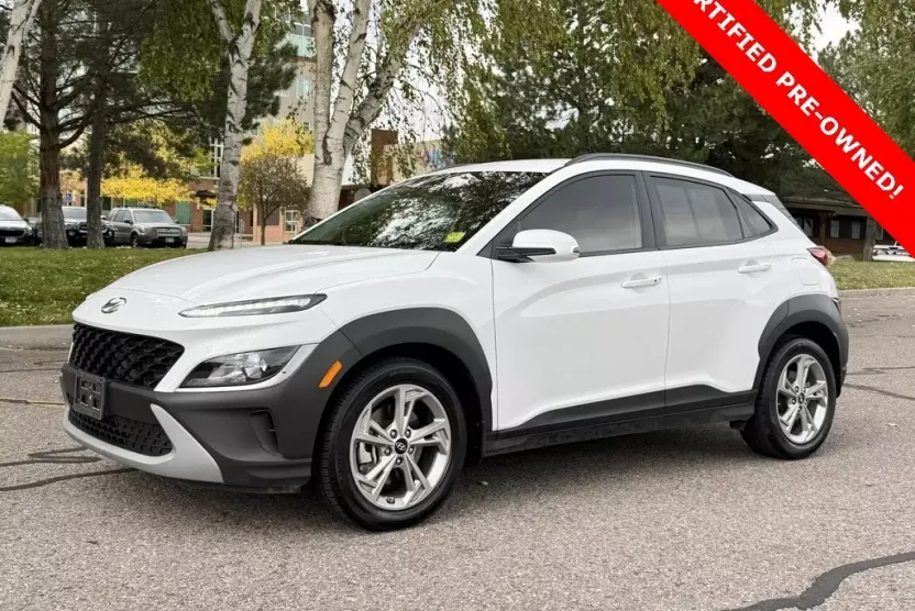 2023 Hyundai Kona SEL photo 1