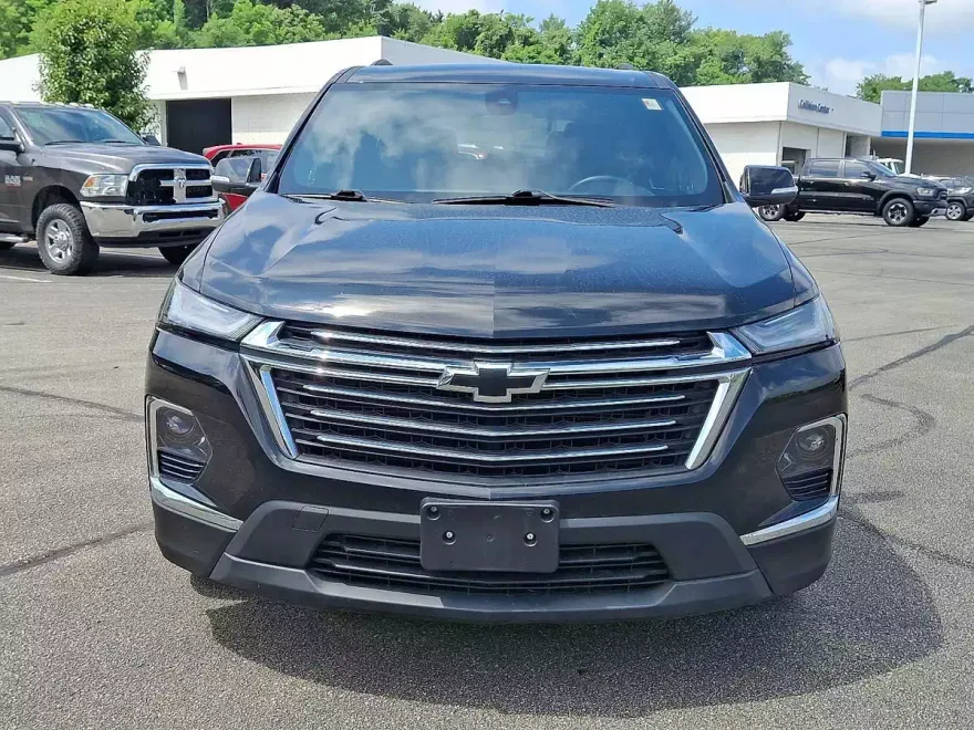 2023 Chevrolet Traverse Cloth photo 1