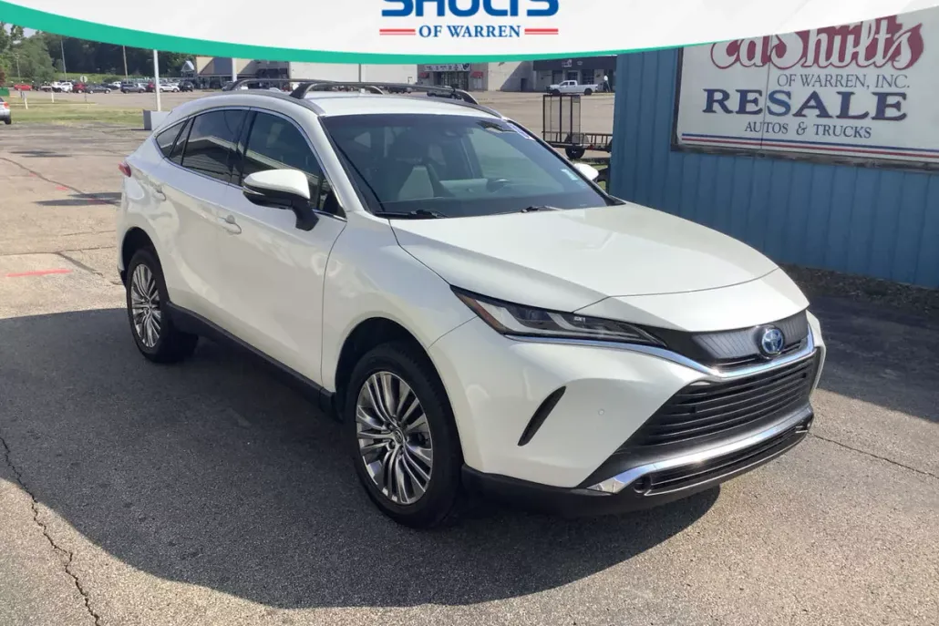 2022 Toyota Venza XLE photo 1