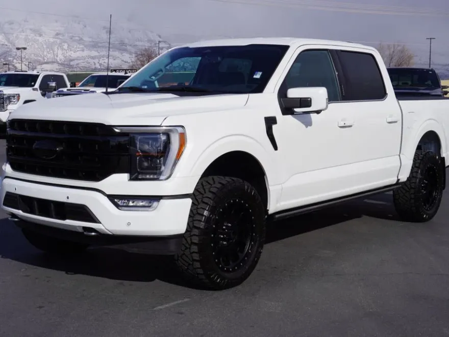 2023 Ford F-150 Lariat photo 1