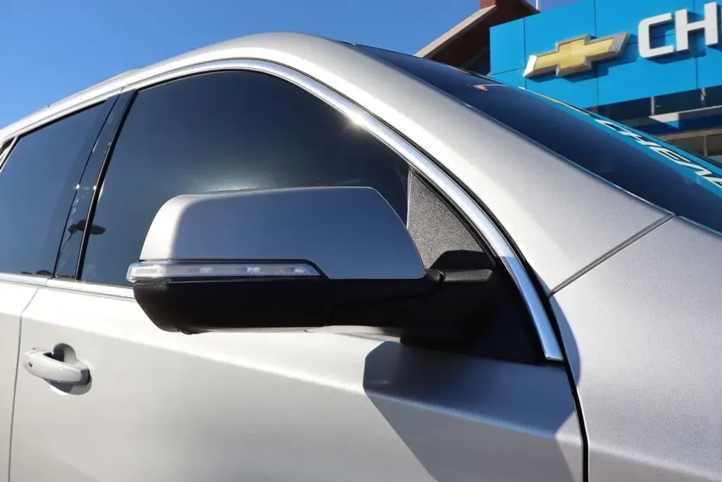 2021 Chevrolet Traverse Leather photo 1