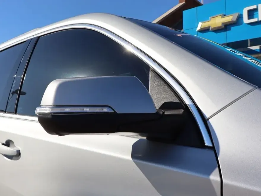 2021 Chevrolet Traverse Leather photo 1