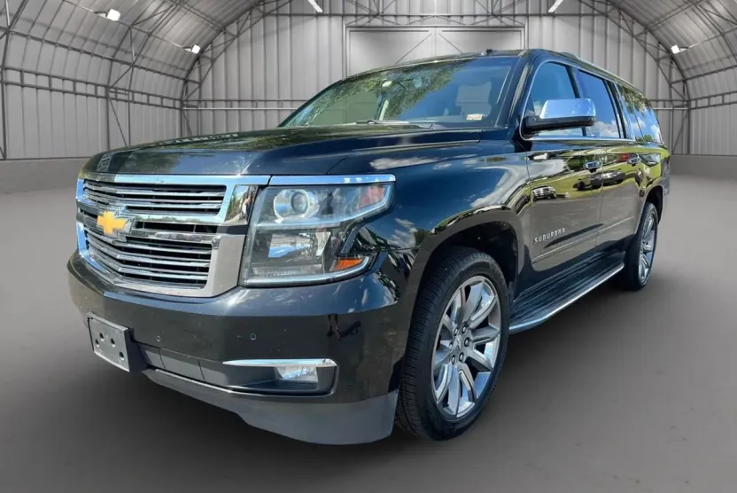 2015 Chevrolet Suburban LTZ photo 1