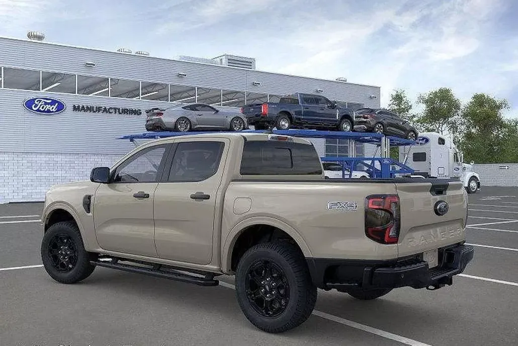2025 Ford Ranger XLT photo 1