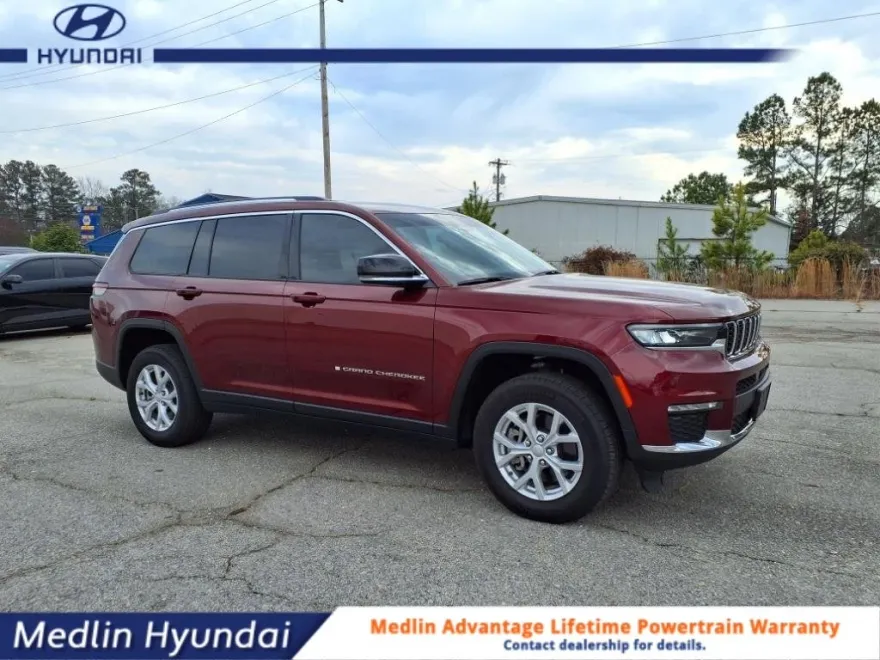 2023 Jeep Grand Cherokee Limited photo 1