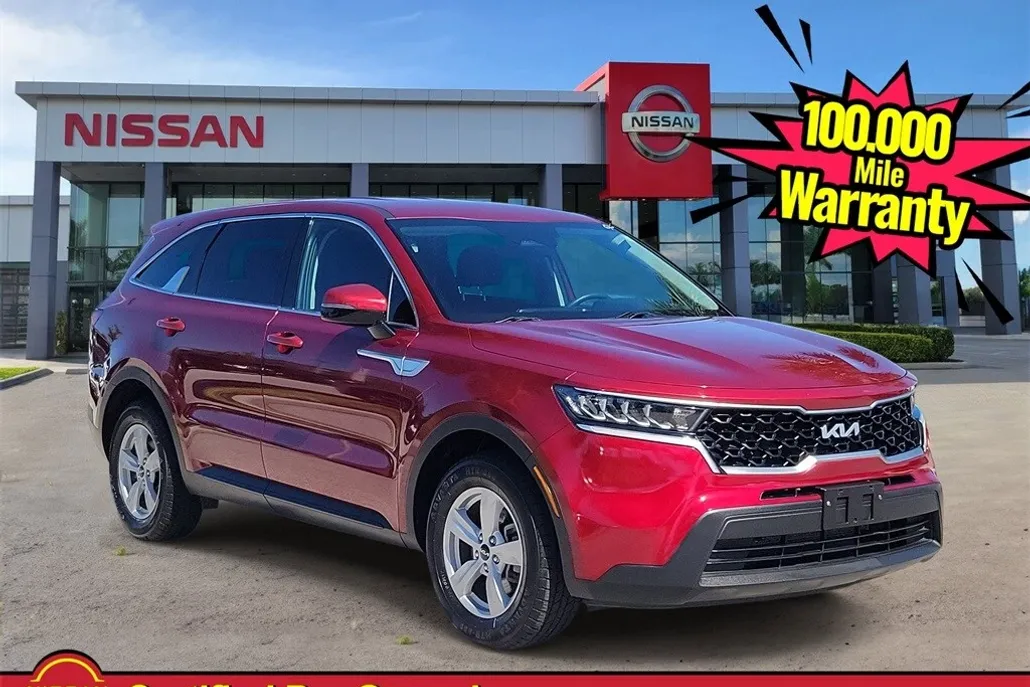 2023 Kia Sorento LX photo 1