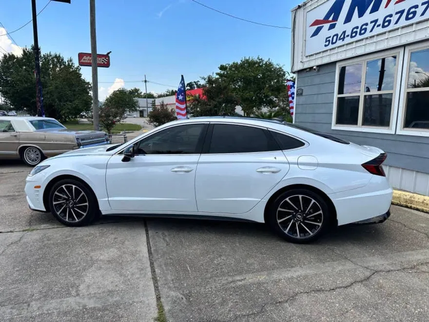 2020 Hyundai Sonata SEL Plus photo 1