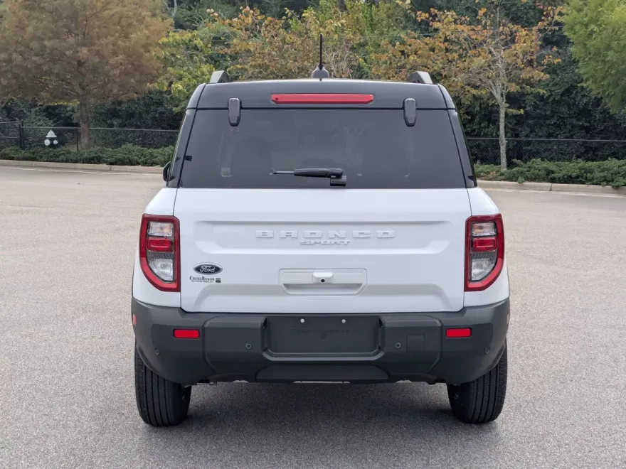 2025 Ford Bronco Sport Outer Banks photo 1