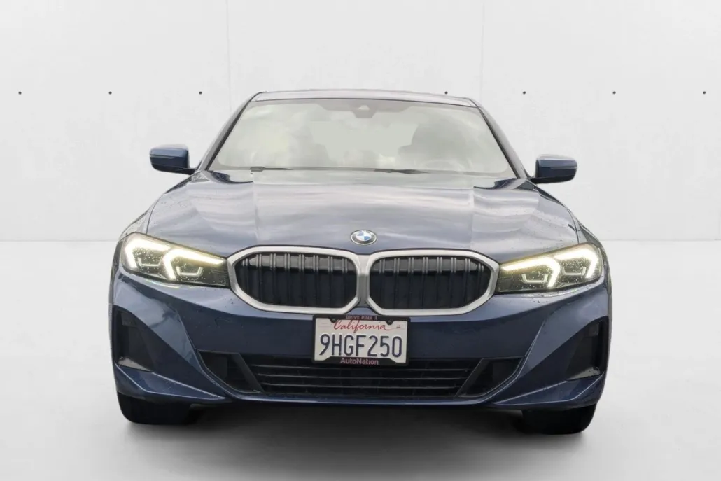2023 Bmw 330i photo 1
