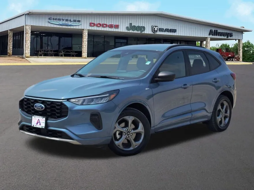 2023 Ford Escape ST-Line photo 1
