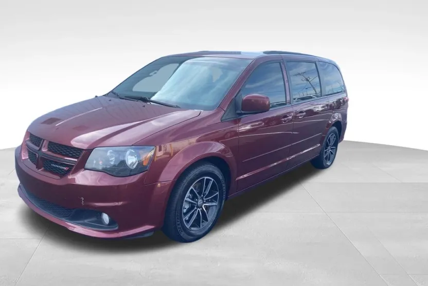 2017 Dodge Grand Caravan GT photo 1