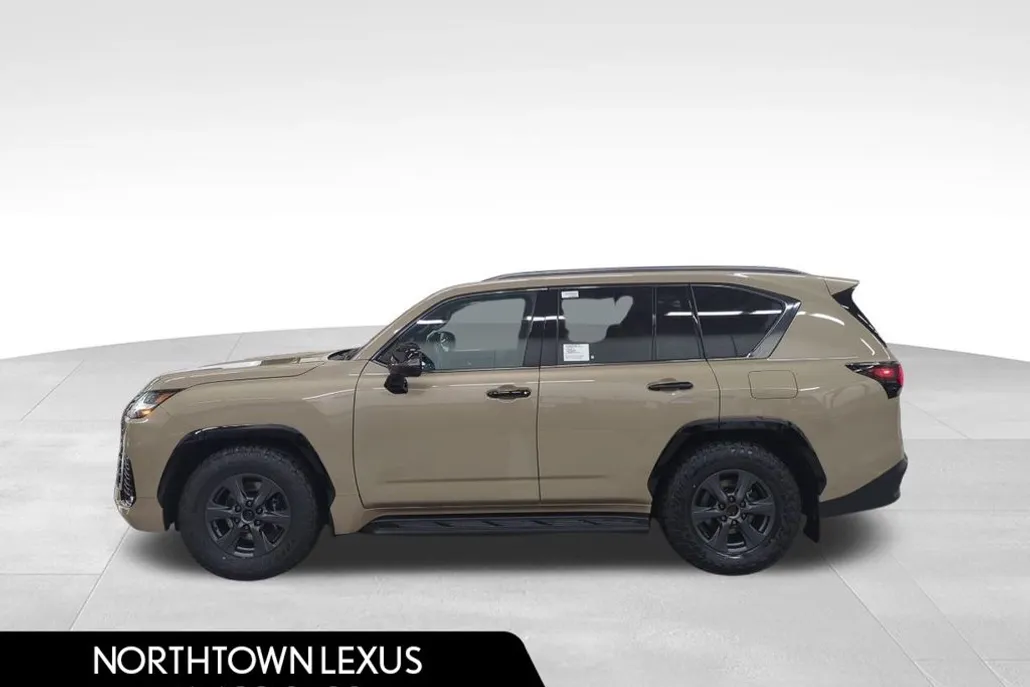 2025 Lexus LX photo 1