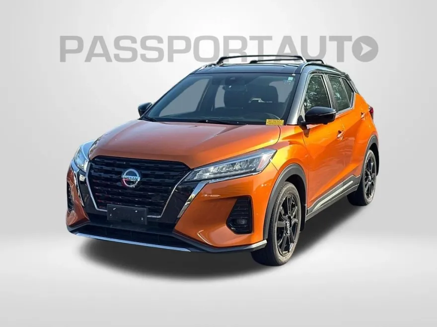 2021 Nissan Kicks SR photo 1