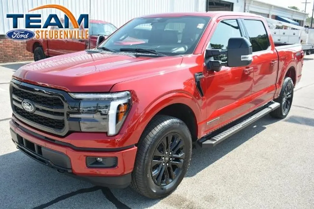 2025 Ford F-150 Lariat photo 1