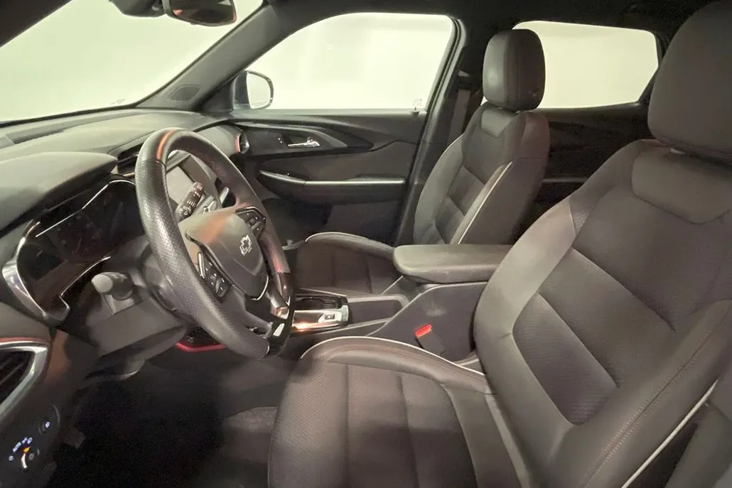 2023 Chevrolet Trailblazer RS photo 1