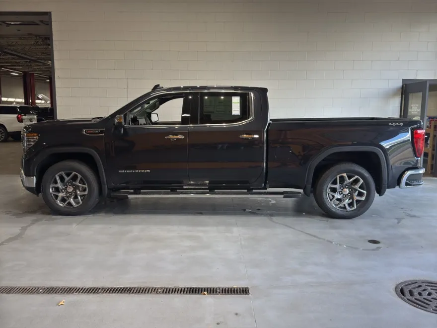 2026 Gmc Sierra 1500 SLE photo 1