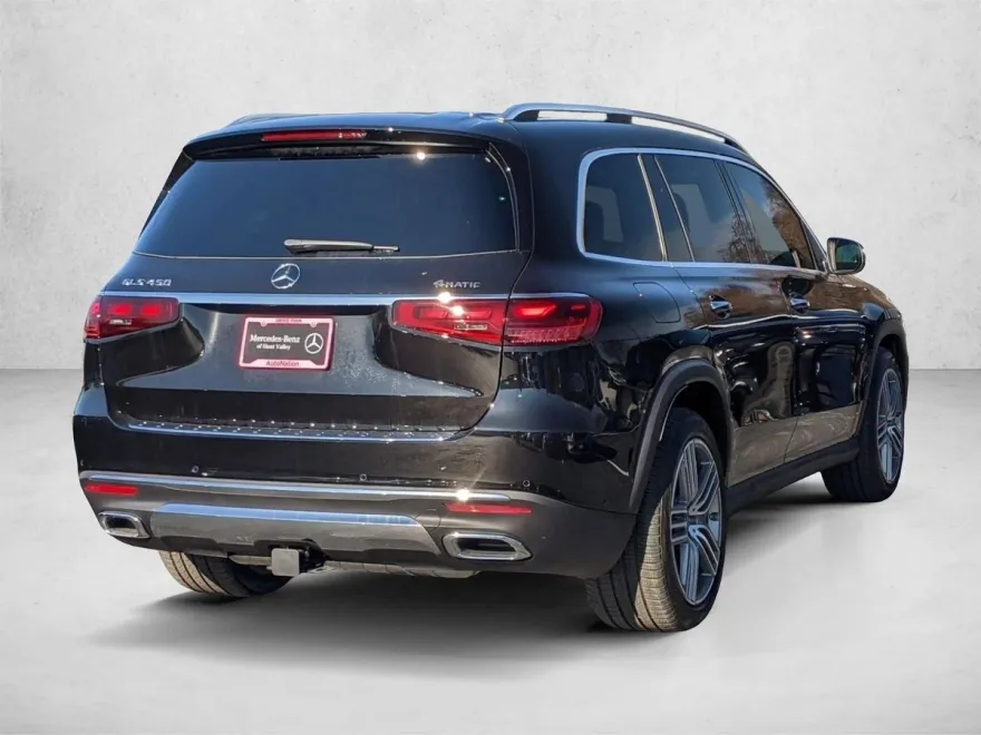 2025 Mercedes Benz GLS 450 4MATIC photo 1