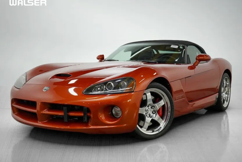 2005 Dodge Viper SRT10 photo 1