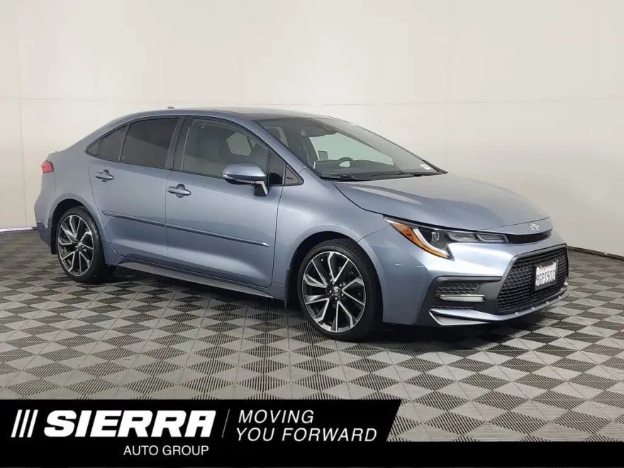 2020 Toyota Corolla SE photo 1