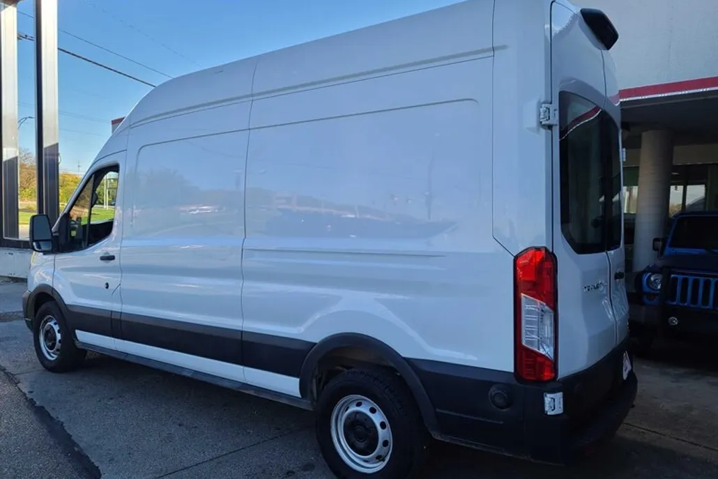 2020 Ford Transit Cargo Van photo 1