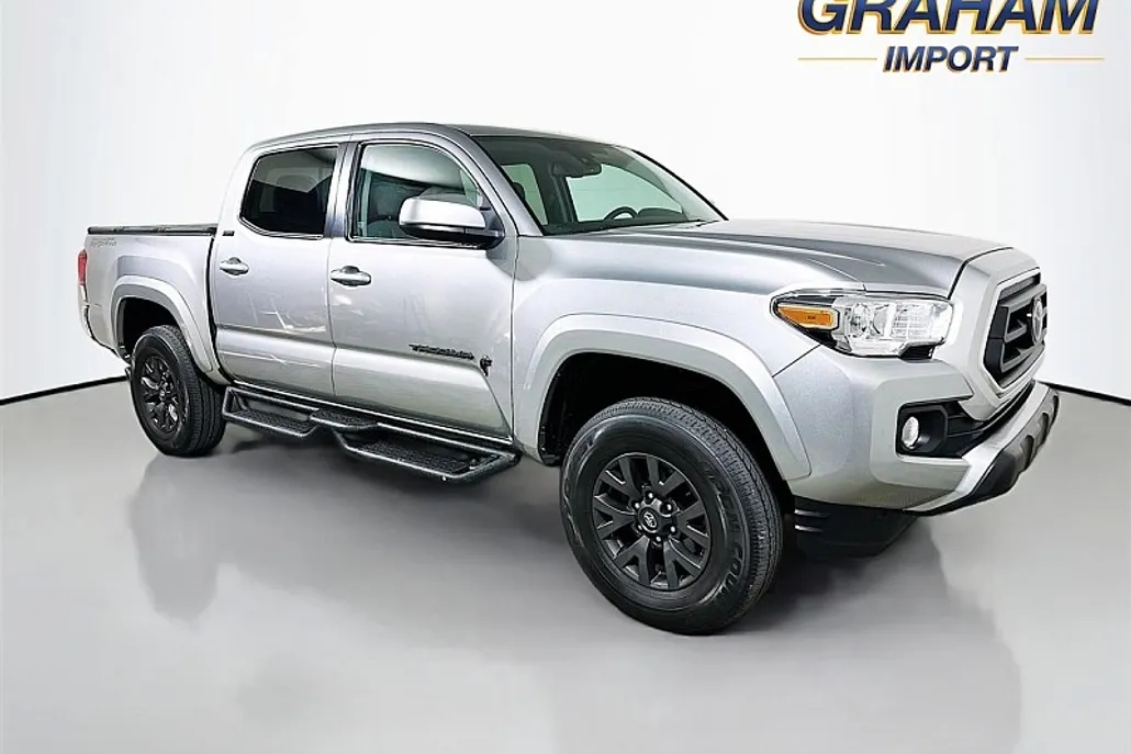 2023 Toyota Tacoma 4x4 SR5 Double Cab V6 photo 1
