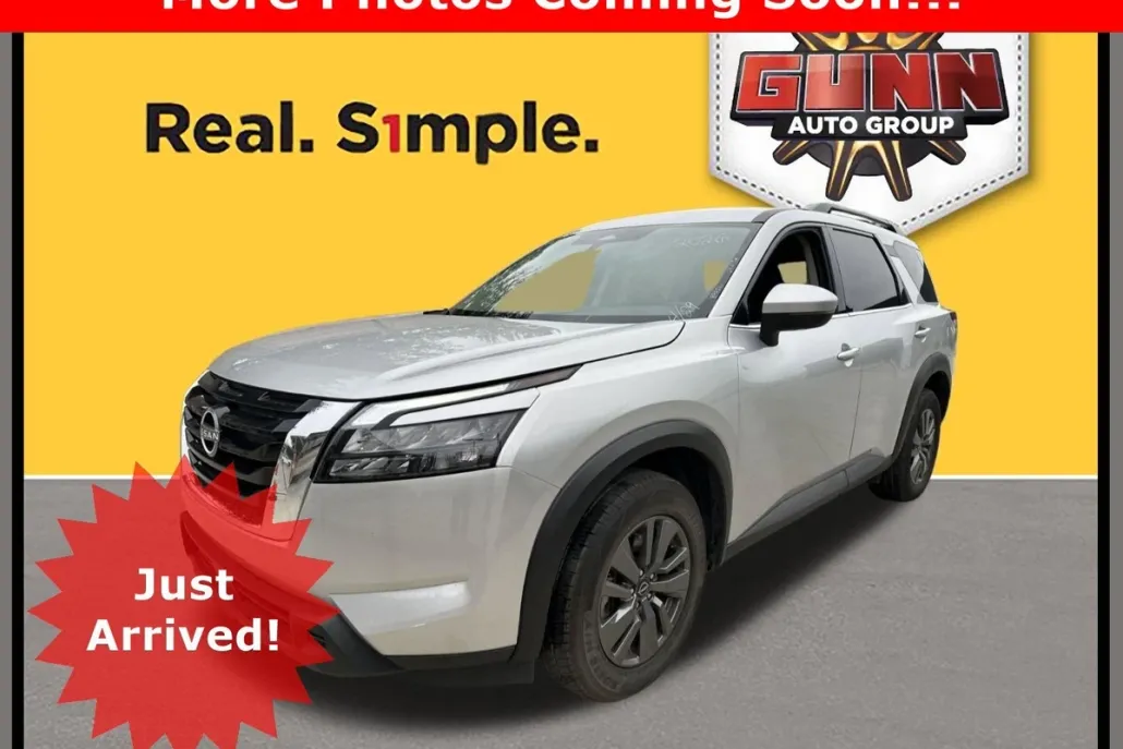 2024 Nissan Pathfinder SV photo 1