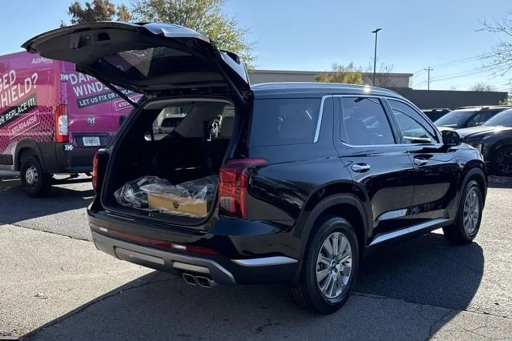 2025 Hyundai Palisade SEL photo 1