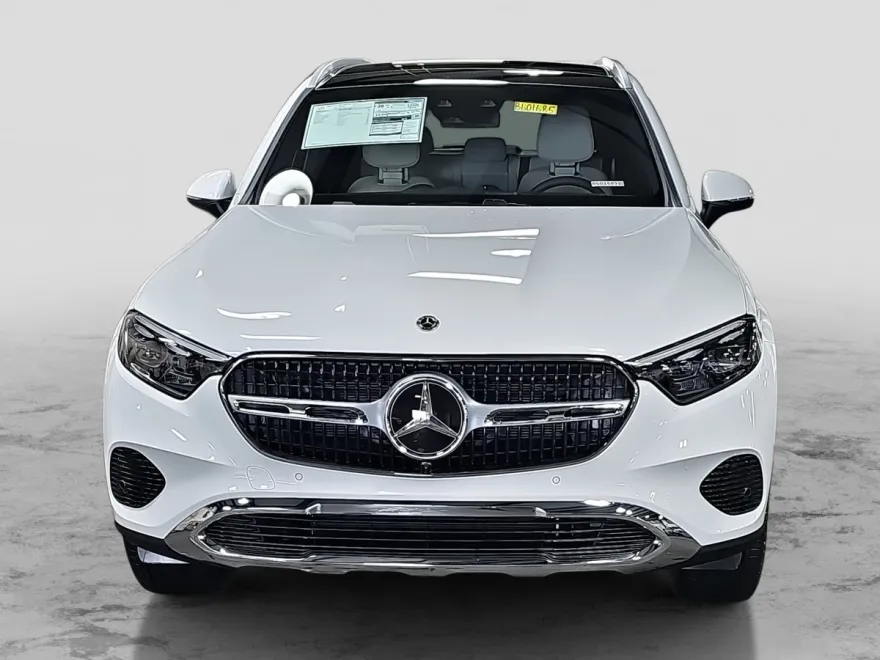 2026 Mercedes Benz GLC 300 4MATIC photo 1