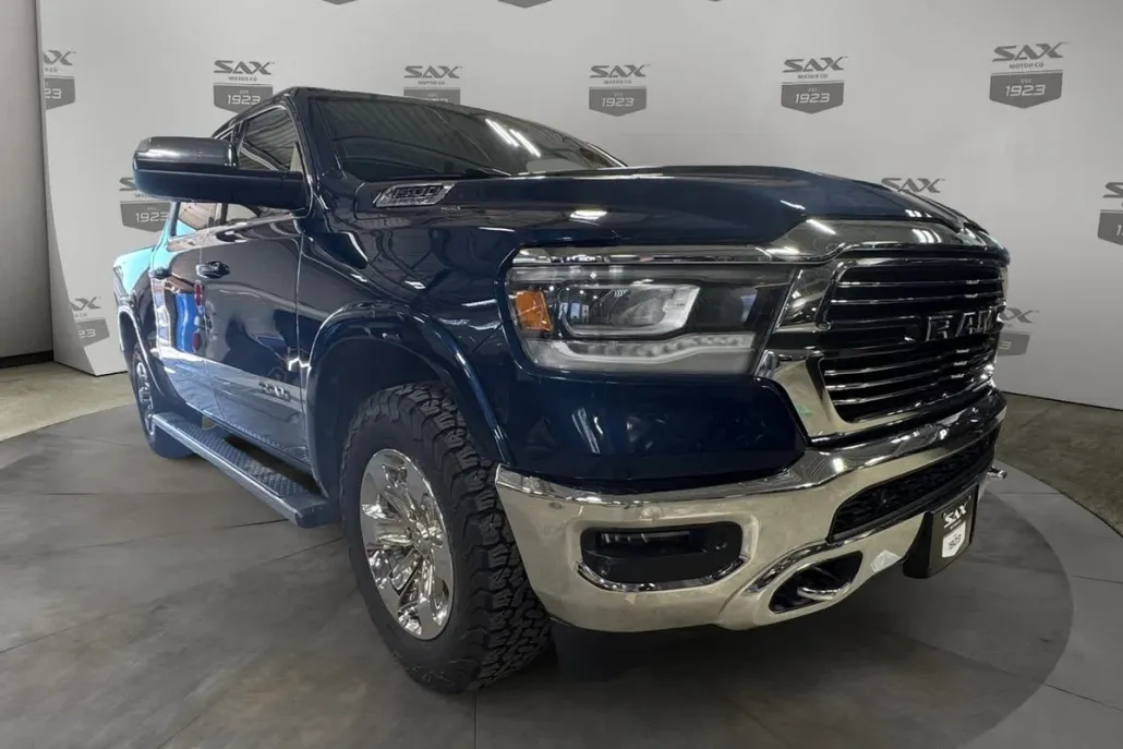 2019 Ram 1500 Laramie photo 1