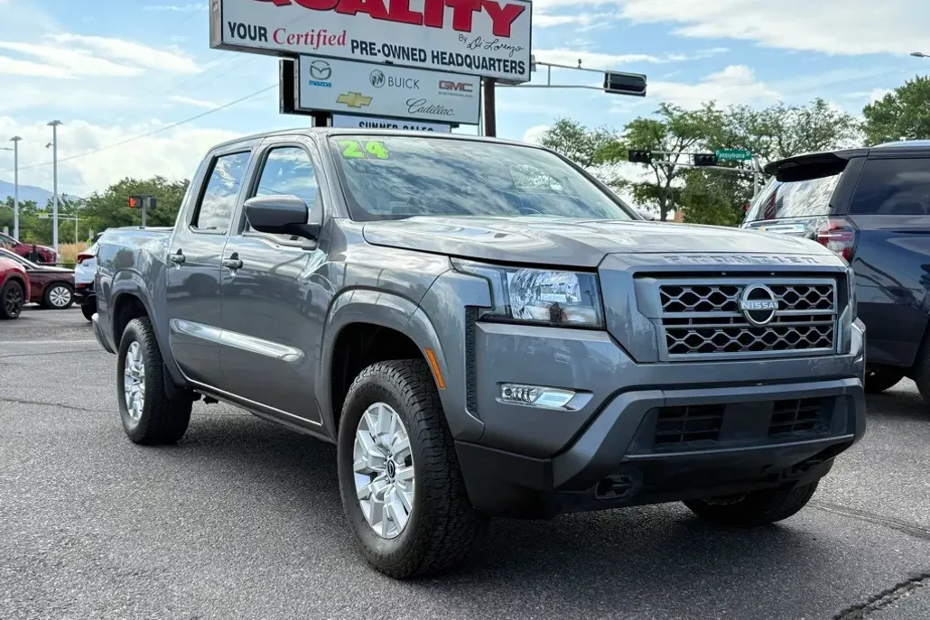 2024 Nissan Frontier SV photo 1