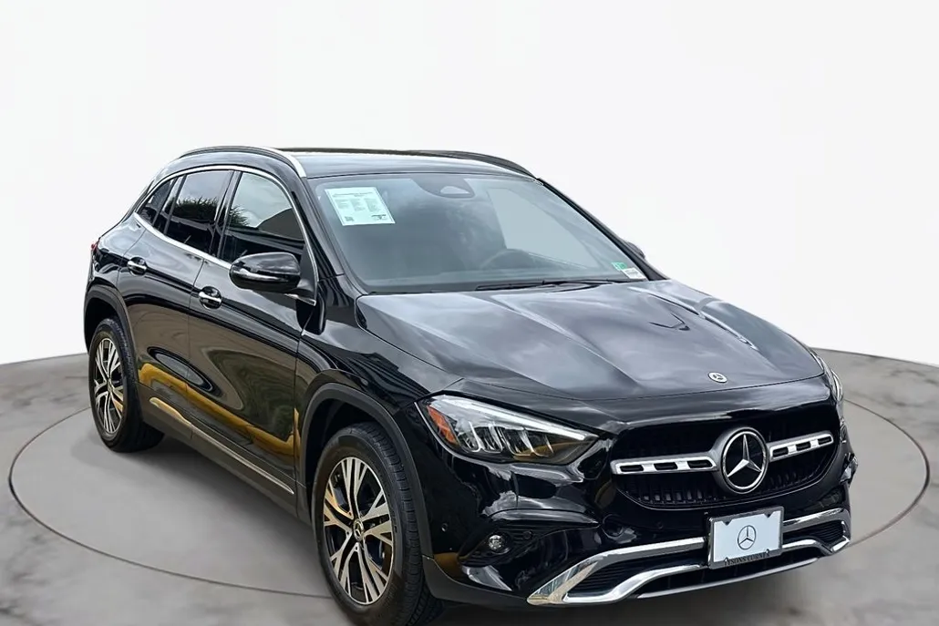2025 Mercedes Benz GLA 250 4MATIC photo 1