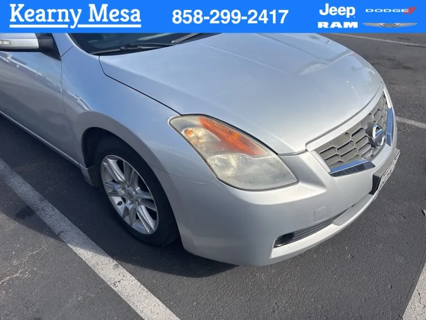 2008 Nissan Altima 3.5 SE photo 1