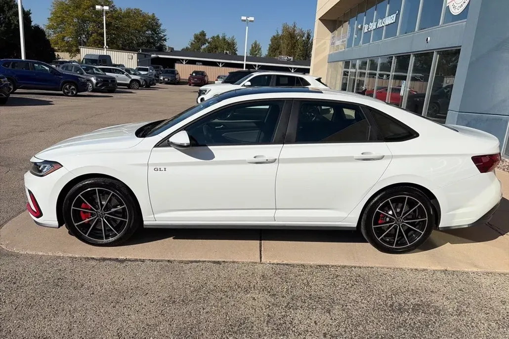 2025 Volkswagen Jetta GLI 2.0T Autobahn photo 1