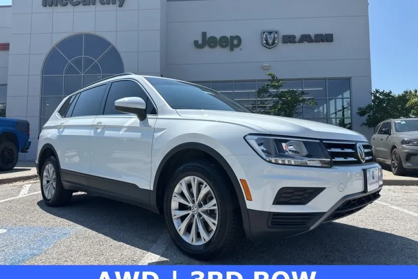 2019 Volkswagen Tiguan SE photo 1