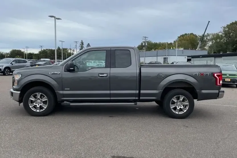 2016 Ford F-150 XLT photo 1