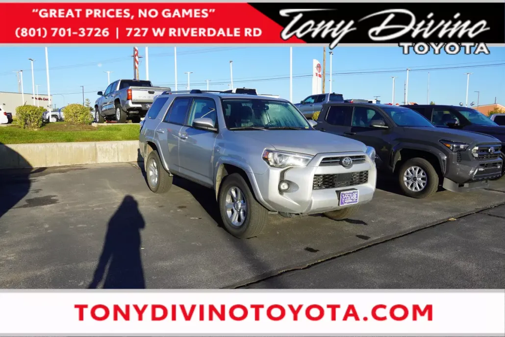 2024 Toyota 4Runner SR5 photo 1