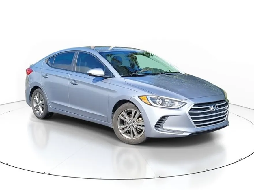 2017 Hyundai Elantra SE photo 1