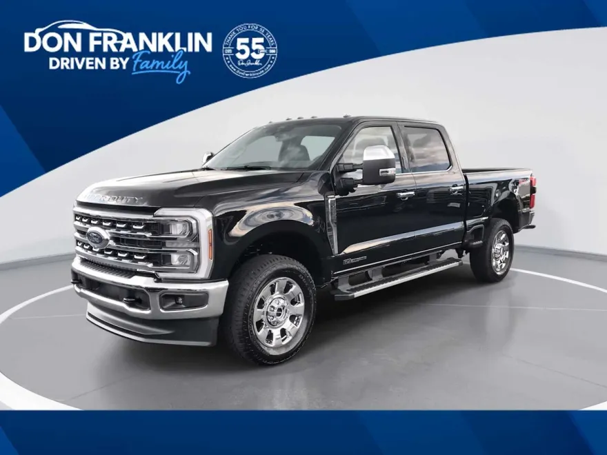 2026 Ford F-250 Lariat photo 1