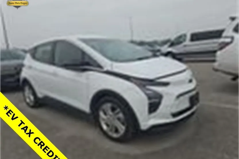 2023 Chevrolet Bolt EV 1LT photo 1