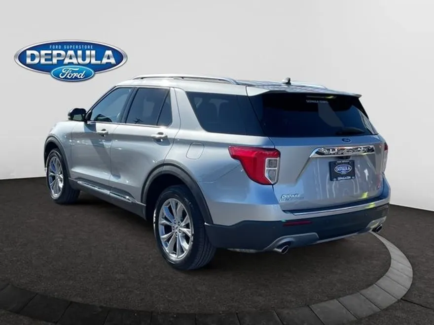 2022 Ford Explorer Limited photo 1