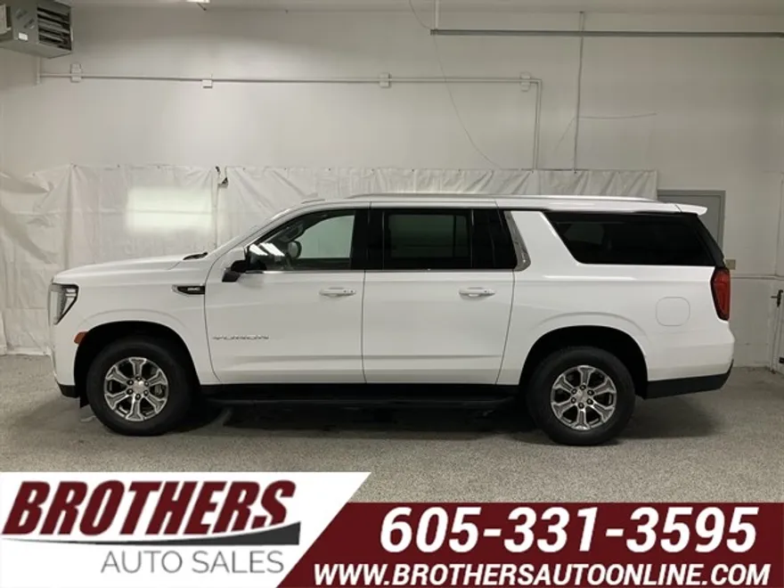 2022 Gmc Yukon XL SLE photo 1