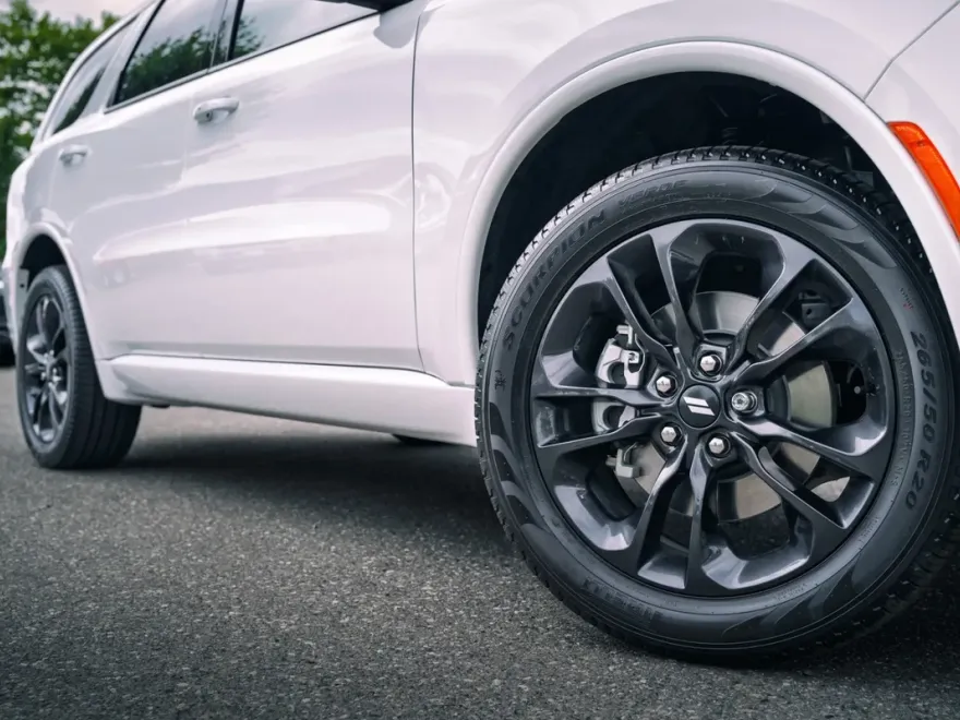 2025 Dodge Durango GT photo 1