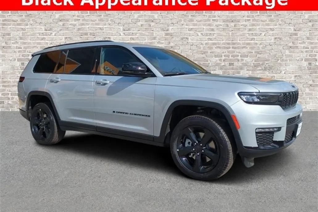 2025 Jeep Grand Cherokee L photo 1
