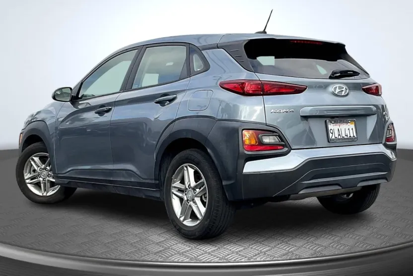 2021 Hyundai Kona SE photo 1