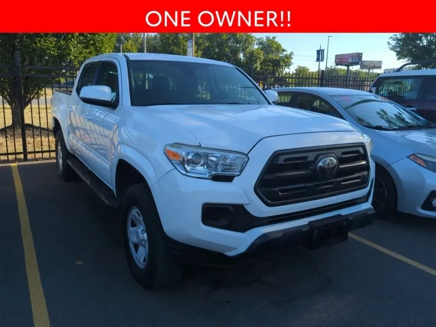 2018 Toyota Tacoma SR V6 photo 1