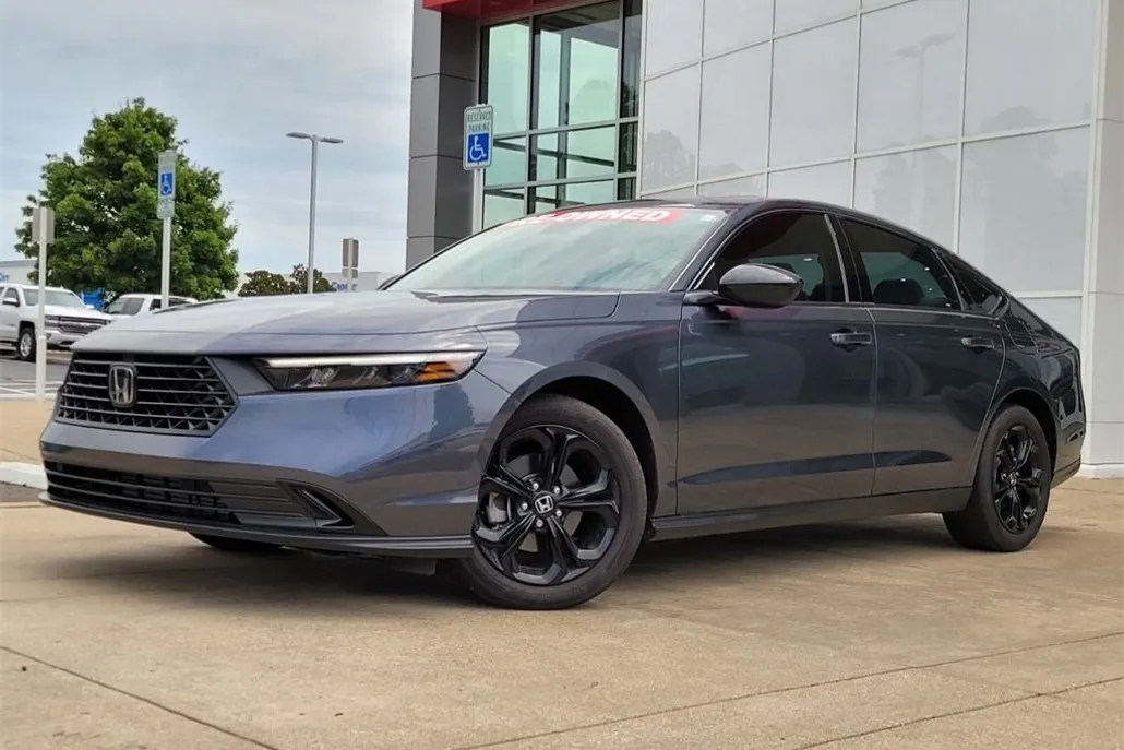 2025 Honda Accord SE photo 1
