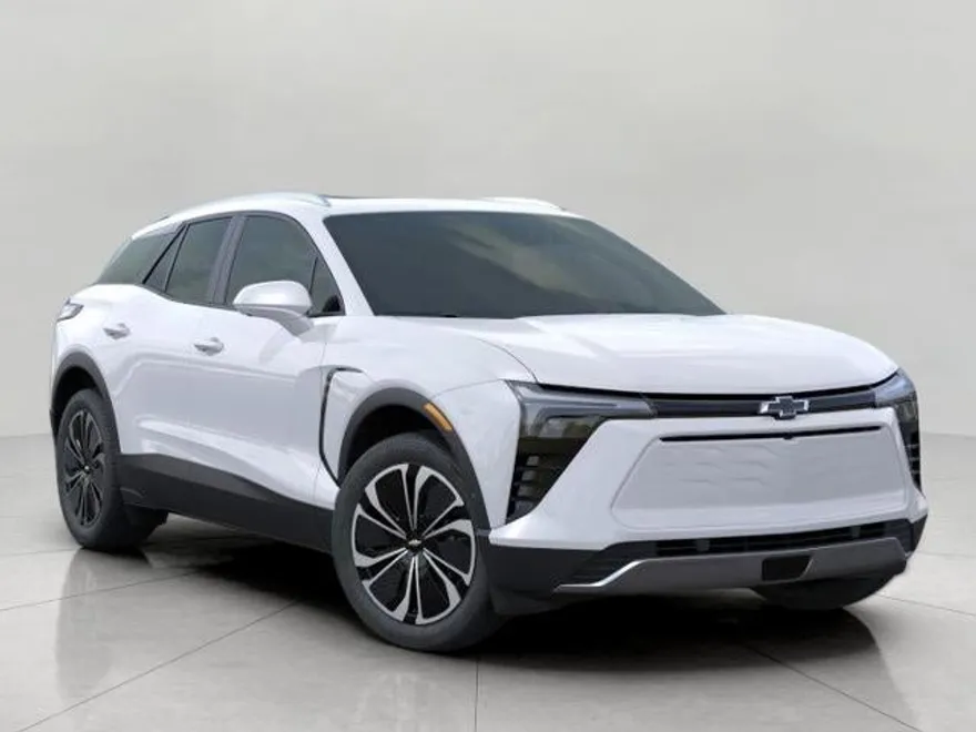2025 Chevrolet Blazer EV photo 1