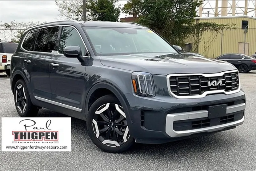 2023 Kia Telluride S photo 1